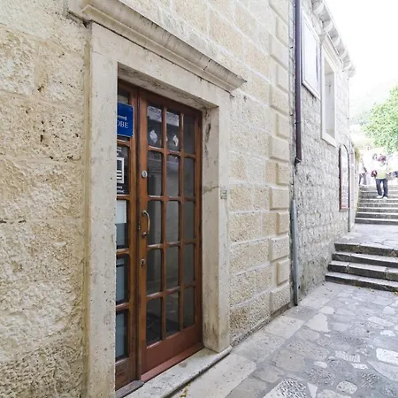 Pensión Lovrijenac 3*
