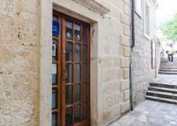 Lovrijenac Gostinjska kuća