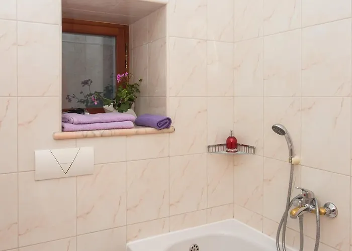 Pensionat Lovrijenac